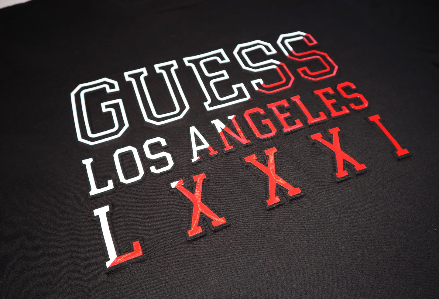 Las Angeles Guess Modern Black Tee